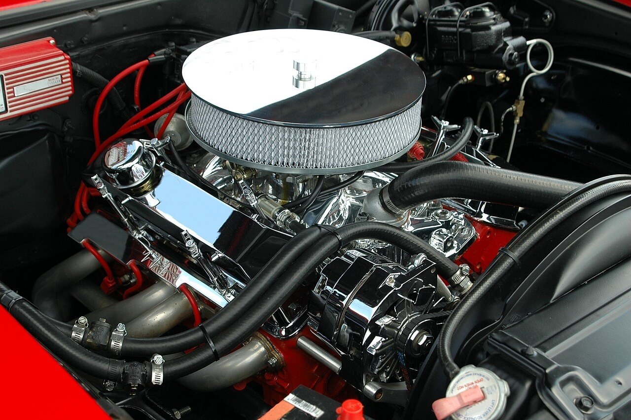Motor do carro | Como funciona, como lavar, sinais que ferveu